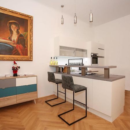 Luxusapartment Altes Rathhaus Виена Екстериор снимка
