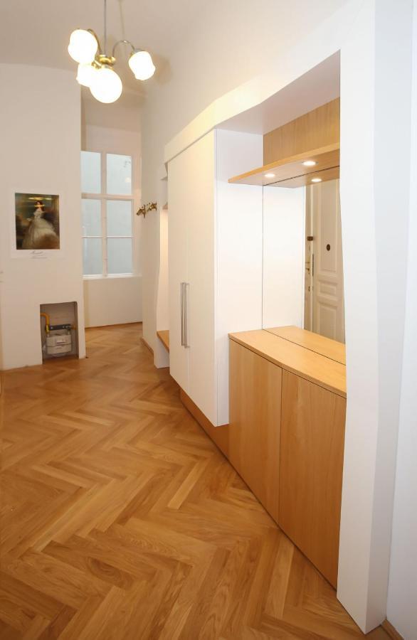 Luxusapartment Altes Rathhaus Виена Екстериор снимка