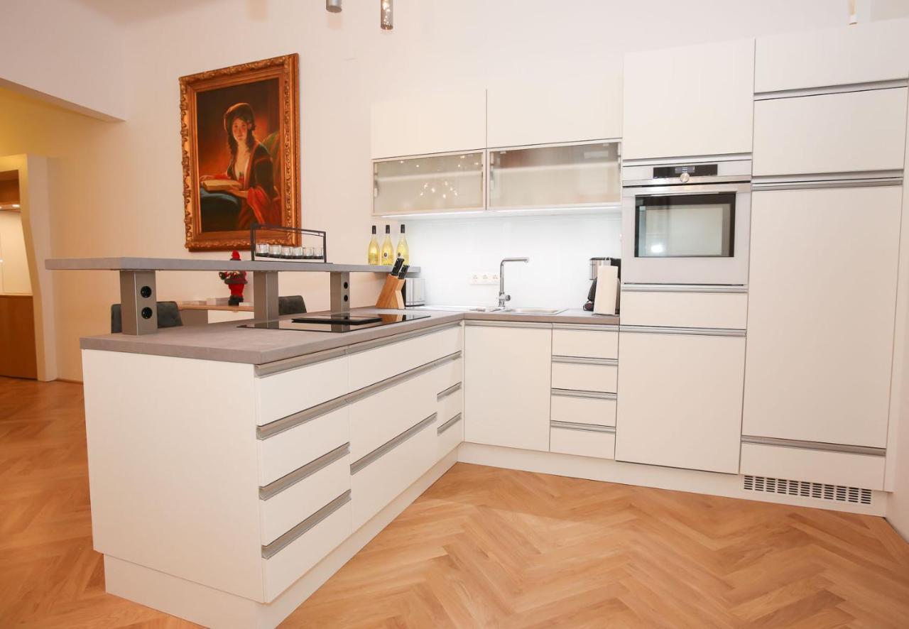 Luxusapartment Altes Rathhaus Виена Екстериор снимка