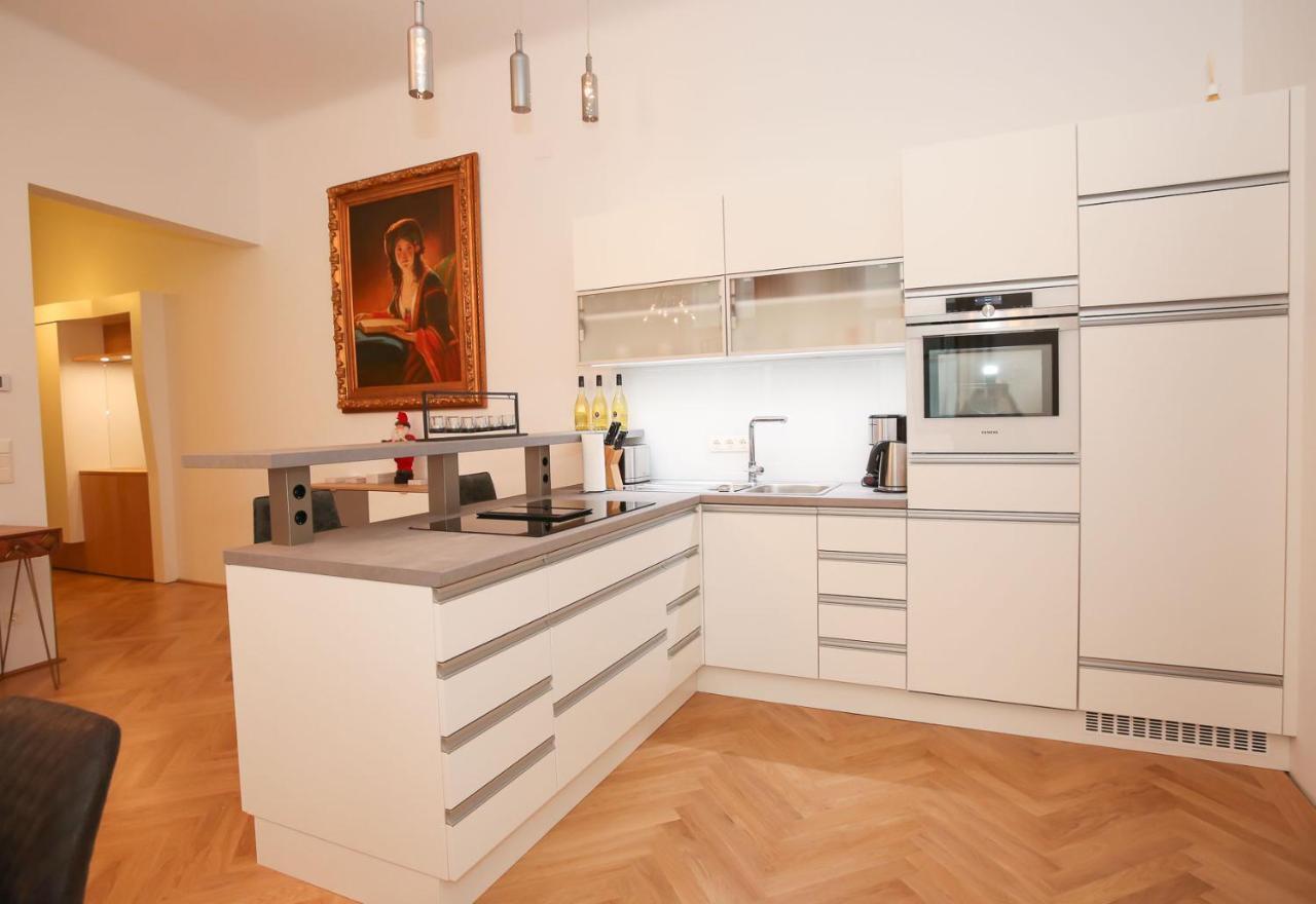 Luxusapartment Altes Rathhaus Виена Екстериор снимка