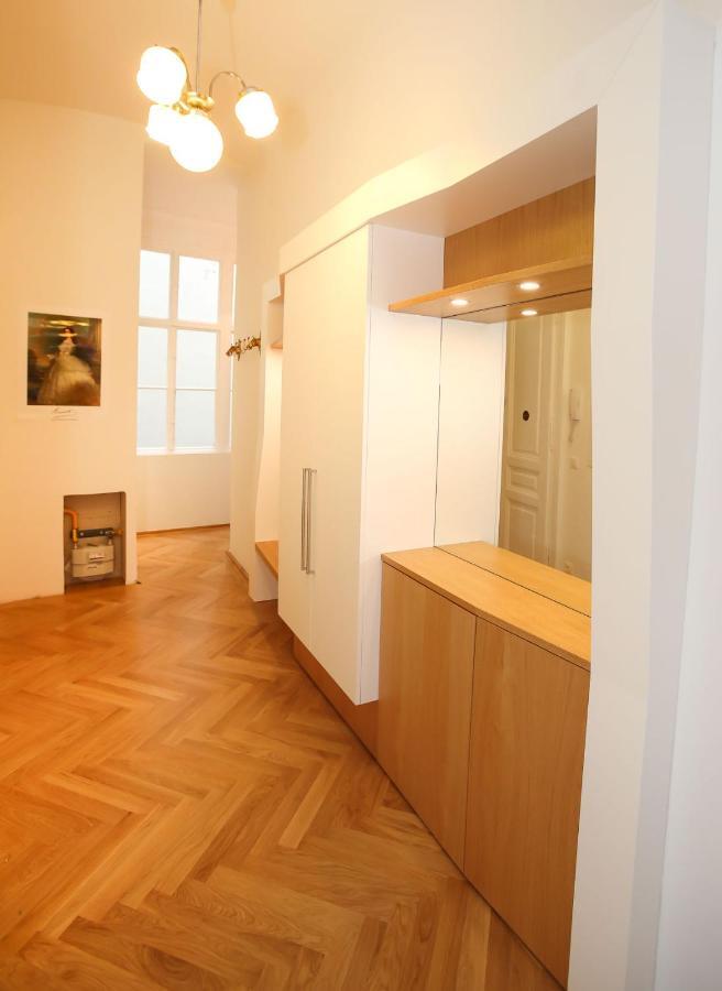 Luxusapartment Altes Rathhaus Виена Екстериор снимка